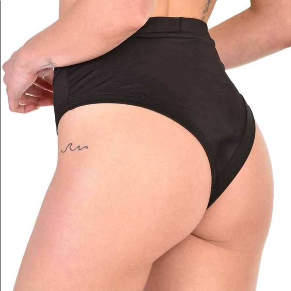 IHeartRaves High Waisted Thong Booty Shorts XS